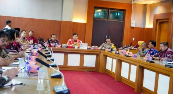Sekda Pimpin Rapat Perdana Tim Desk Penyelenggaran Pemilu Tahun 2024 di Kabupaten Banyuasin