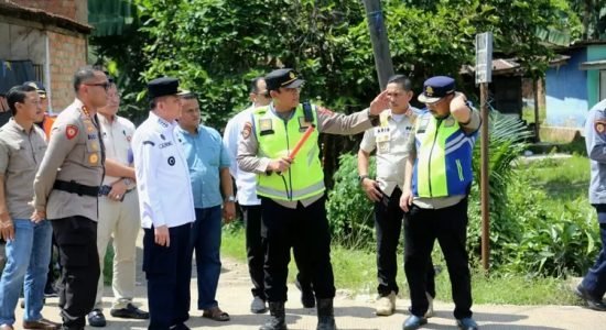 agus-fatoni-tinjau-langsung-jalan-palembang-betung Sering Macet, Pj Gubernur Sumsel Agus Fatoni Tinjau Langsung Jalan Palembang - Betung KM 67