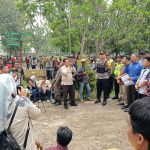 aksi-unjuk-rasa-di-dprd-banyuasin Aksi Unjuk Rasa di Depan Kantor DPRD Banyuasin Menimbulkan Sorotan