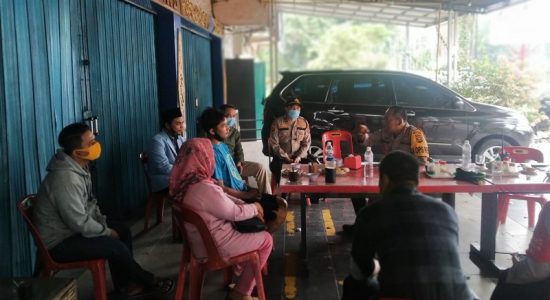 amir-bebas Amir Iskandar Ketua LMND Palembang Ditangguhkan Penahanannya