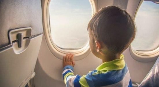 anak dibawah 12 tahun Aturan Baru! Anak Usia di Bawah 12 Tahun Sudah Boleh Naik Pesawat