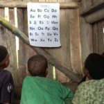 Demi Pendidikan Pelosok Papua, Pasangan Muda Relakan Kesempatan Berkarir di Kota