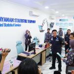 anjangsana-gubernur-ke-kantor-bps-sumsel Herman Deru: Suksesnya Program Diawali dengan Data Awal yang Benar