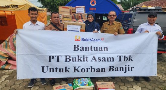 PT Bukit Asam (PTBA) Beri Bantuan untuk Korban Banjir di Sumsel