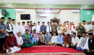 Pj Gubernur Sumsel Agus Fatoni Berikan Bantuan Kemakmuran Masjid di Kota Prabumulih