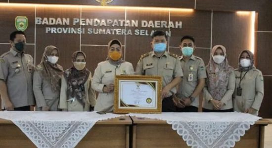 Pemprov Sumsel Terima Penghargaan Predikat "Pelayanan Prima" Kemenpan RB