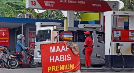 Jokowi Terbitkan Perpres yang Mengatur Ketentuan Penyaluran dan Harga BBM 2022