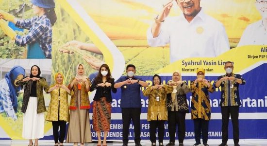 Herman Deru Masifkan Edukasi Soal KUR Untuk Petani