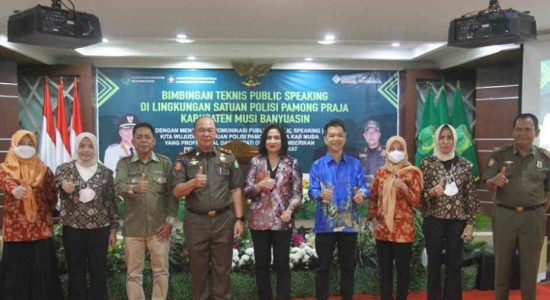 PJ Sekda Muba Buka Bimtek Public Speaking Pejabat Fungsional Sat Pol PP Muba
