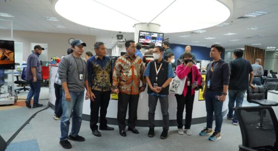 bupati-banyuasin-kunjungi-kompas-tv Jalin Silaturahmi, Bupati Banyuasin Askolani Kunjungi Dapur Kompas TV Jakarta