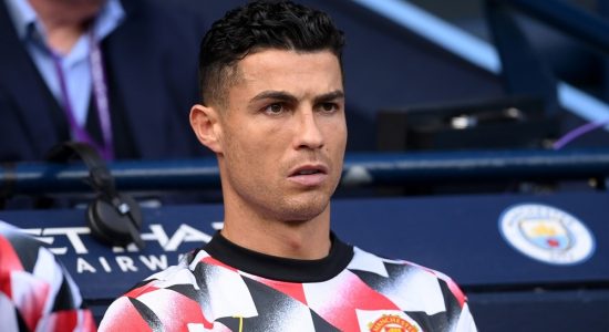 Roy Keane Kecam Perlakuan MU Terhadap Cristiano Ronaldo