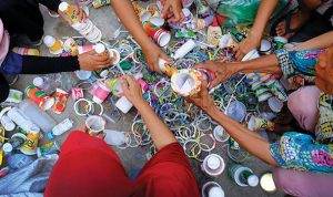 KLHK : Daur Ulang Sampah Plastik dan Kertas di Indonesia Masih 46 Persen