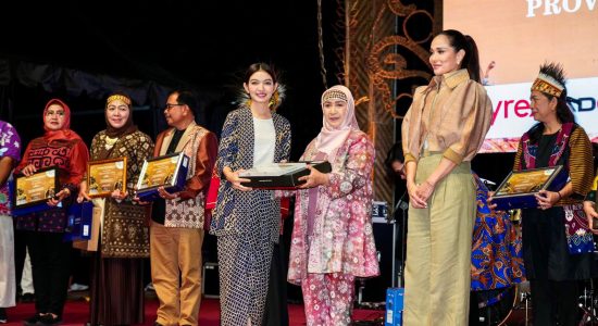 Dekranasda Sumsel Juara Umum Kendaraan Hias-Stand Terbaik dalam HUT ke-44 Dekranas Tahun 2024