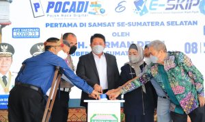 Kreatif Manjakan Wajib Pajak, HD Apresiasi Samsat Palembang III
