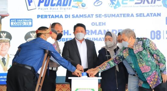 Kreatif Manjakan Wajib Pajak, HD Apresiasi Samsat Palembang III