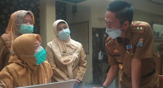 RD Siapkan Sanksi bagi ASN Bolos di Hari Pertama Pascacuti Lebaran RD Siapkan Sanksi bagi ASN Bolos di Hari Pertama Pascacuti Lebaran