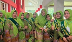 Hadir di Tengah Ribuan Muslimat NU, dr. Fitri Jadi Idola