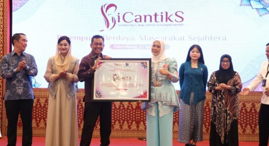 Dorong Literasi Keuangan Perempuan, Ketua TP PKK Sumsel Feby Deru Nilai Program SICANTIKS OJK Inovatif