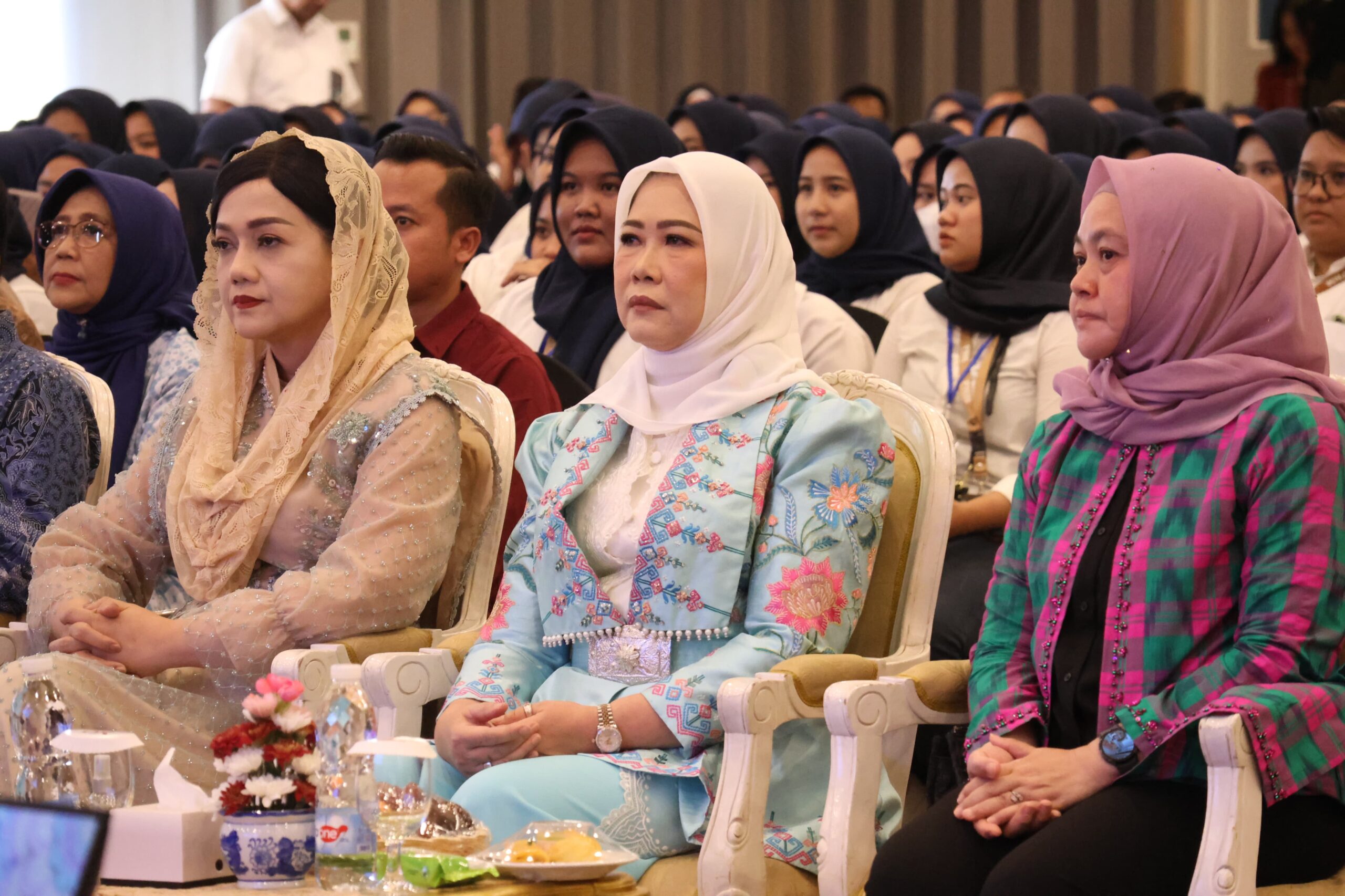 Dorong Literasi Keuangan Perempuan, Ketua TP PKK Sumsel Feby Deru Nilai Program SICANTIKS OJK Inovatif