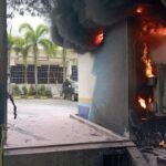 Salah Satu Travo Meledak, Gardu Listrik di Jalan POM IX Terbakar