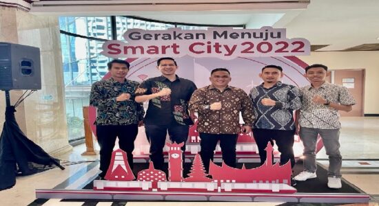 gerakan-menuju-kota-cerdas Kadis Kominfo Muba Hadiri Seminar Gerakan Menuju Kota Cerdas 2022