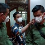 Warganya Dipukul Oknum Paspampres, Gibran Marah Hingga Tarik Masker