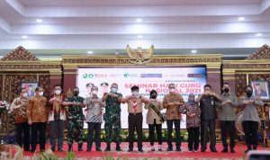 Herman Deru : Kita Jangan Lupakan Jasa Para Guru