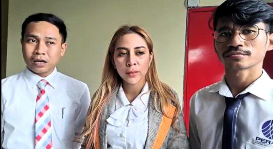 Datangi Polda, Feby Bawa Bukti Pernikahan dengan Eks Kapolres Muara Enim