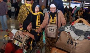 Buka Tutup Pintu Keberangkatan, Kemenag Kembali Hentikan Penerbangan Jamaah Umrah