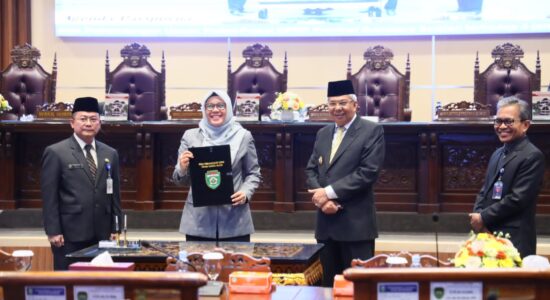 jawaban-gubernur-terhadap-4-raperda-sumsel Mawardi Yahya Sampaikan Jawaban Gubernur Terhadap 4 Raperda Prov Sumsel