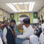 204 Jemaah Haji Banyuasin Kloter 18 Diterima oleh Bupati Askolani di Asrama Haji