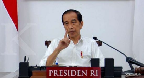 jokowi Indonesia; Dikucilkan Warga Sendiri, Dihargai Oleh Negara Lain