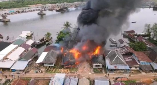 Kebakaran di Gasing Laut, 7 Bangunan Rata dengan Tanah