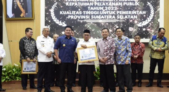 Pemkab Banyuasin Raih Penganugerahan Predikat Kepatuhan Standar Pelayanan Publik Tahun 2022
