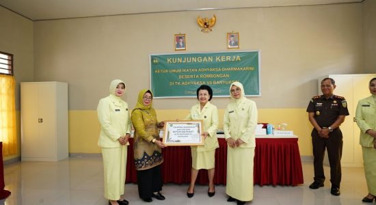 Ketua Umum IAD Kunjungan Ke TK Adhyaksa VII Sukajadi, Beri Dukungan Tingkatkan Kualitas Pendidikan