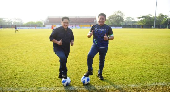 Herman Deru Dampingi Erick Tohir Pantau Seleksi Pemain Sepakbola Timnas Piala Dunia U17