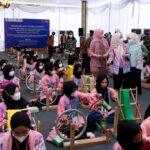kunker-iriana-joko-widodo-ke-palembang Feby Deru Kenalkan Produk Kriya Sriwijaya Pada Iriana Jokowi, Wury Ma'ruf Amin dan OASE KIM
