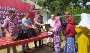 Polres Banyuasin Bagikan Daging Kurban dan Gelar Cek Kesehatan Gratis