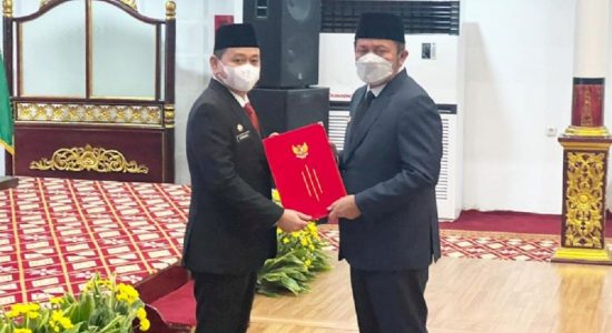 Kurniawan Resmi Jabat Plh Bupati Muara Enim Kurniawan Resmi Jabat Plh Bupati Muara Enim