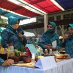 lomba mLomba Minuman Tradisional, dari Meningkatkan Imunitas Hingga Nilai Tambah Ekonomiembuat minuman tradisional dari tim penggerak PKK kota Palembang Lomba Minuman Tradisional, dari Meningkatkan Imunitas Hingga Nilai Tambah Ekonomi