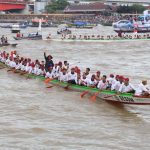 lomba-perahu-hias-dan-bidar Lomba Bidar Tadisional dan Perahu Hias Berhasil Sedot Ribuan Penonton