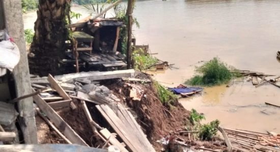 longsor-di-kayuara-sekayu Nyaris Terseret Arus, 10 Korban Longsor di Muba Berhasil di Evakuasi