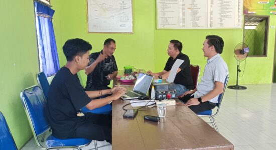 Intelkam Polres Banyuasin Tinjau Dana Desa di Sukaraja, Pererat Kemitraan dengan Warga
