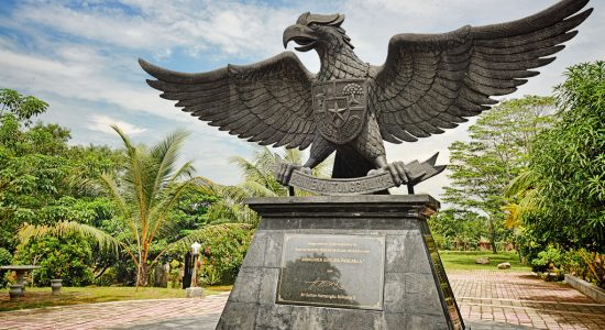 monumen-garuda-pancasila Sejarah Hari Lahir Pancasila 1 Juni; Lembaga dan Tokoh yang Berperan