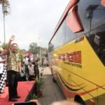 mudik-gratis-pemprov-sumsel1 25 Bus Mudik Gratis Mengangkut 880 Penumpang Tujuan Dalam dan Luar Provinsi Dilepas Keberangkatannya Oleh Wagub Sumsel Cik Ujang