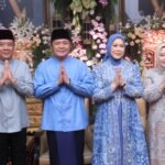 open-house-gubernur-dan-wagub-sumsel1 Eratkan Silaturahmi, Ribuan Warga Secara Bergelombang Datangi Griya Agung Hadiri Open House Gubernur dan Wagub Sumsel