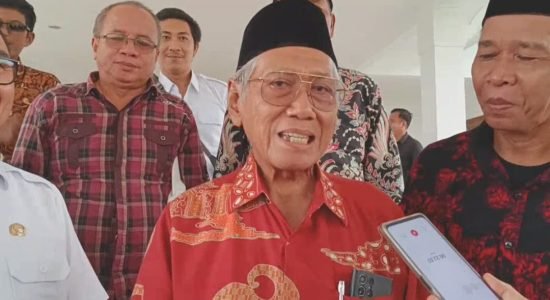 pakde-slamet Pakde Selamet Belum Ingin Bahas Pilkada 2024, Fokus Dukung Prabowo-Gibran
