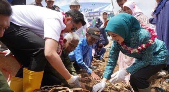 Plt Bupati Muara Enim Canangkan Desa Gunung Agung Sebagai PPAUK
