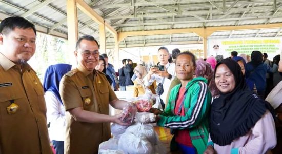 Launching GPISS, Hani S Rustam Rutin Laksanakan Pasar Murah di Tiap Kecamatan