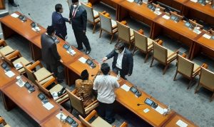 Panas Pasal Interupsi Tak Digubris Saat Paripurna, Berakhir dengan Kata Maaf
